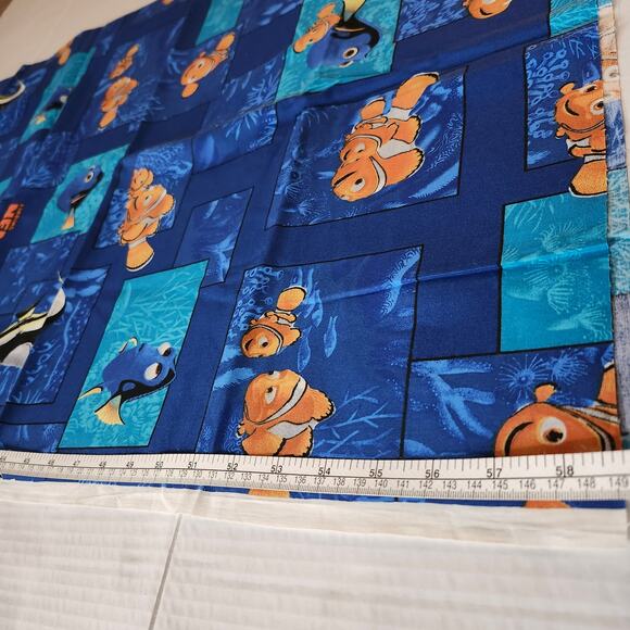 Disney/Pixar Finding Nemo Vintage Patch Cotton Fabric 44" x 58" Springs Ind. - Picture 7 of 7
